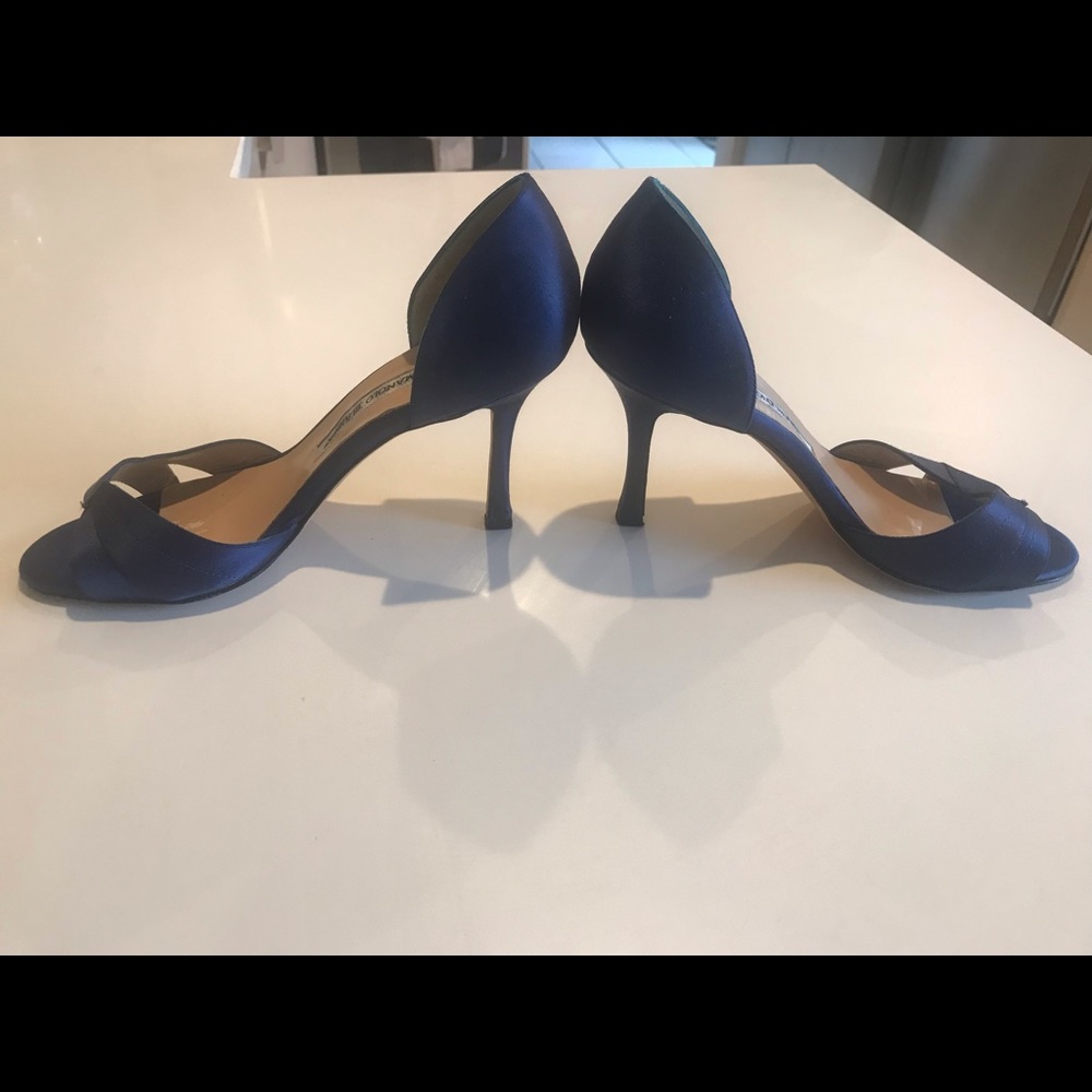 COPY - COPY - Authentic Navy Manolo Blahniks